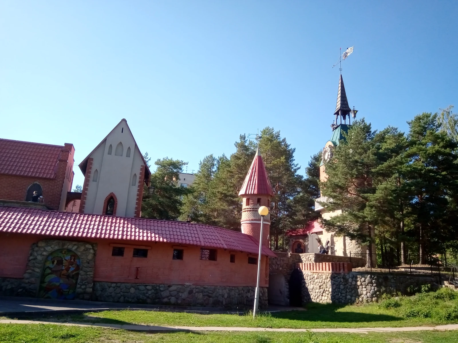 Андерсенград, Сосновый Бор